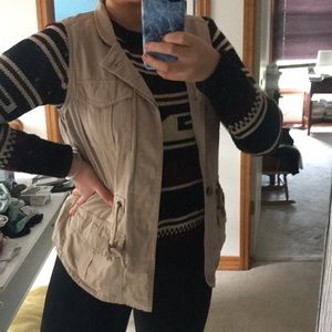 American Eagle Vest